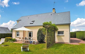 Beautiful Home In Créances With Wifi